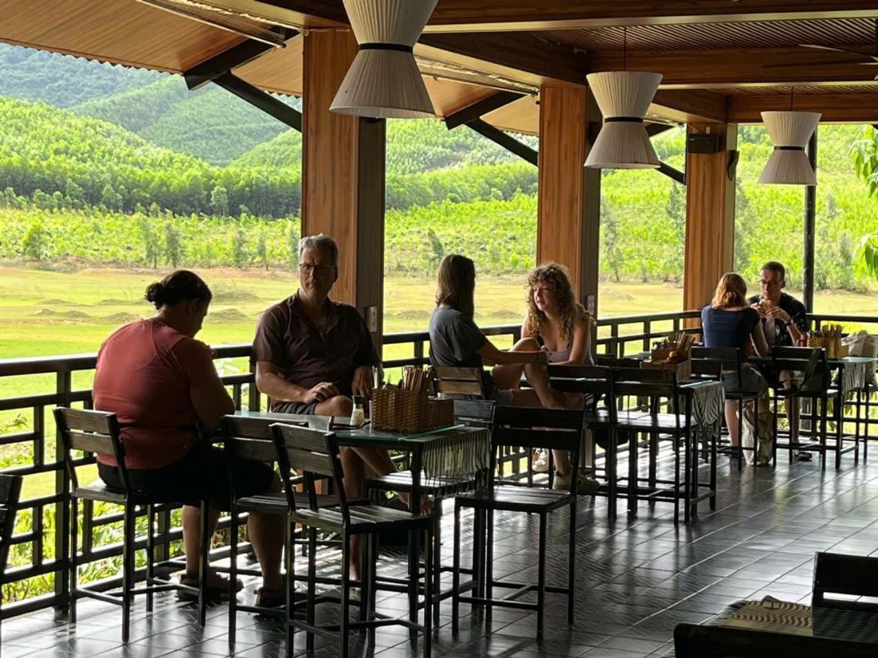 Nguyen Shack Retreat Resort Phong Nha Kültér fotó