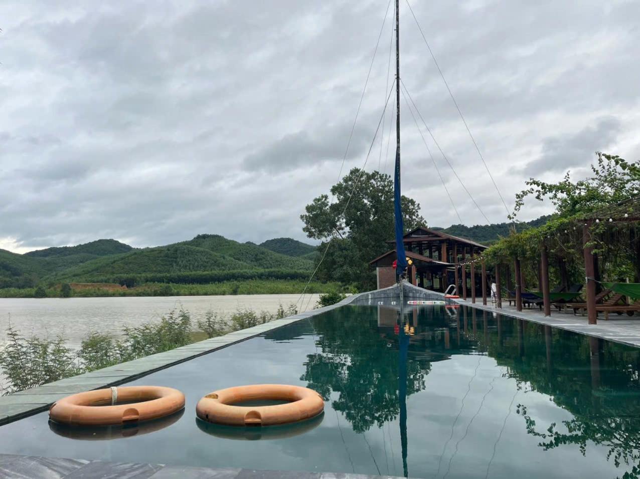 Nguyen Shack Retreat Resort Phong Nha Kültér fotó
